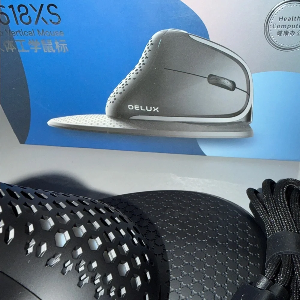 (003) Black Ergonomic Vertical Mouse
